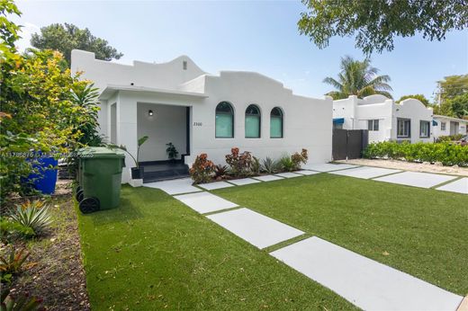 Villa in Miami, Miami-Dade County