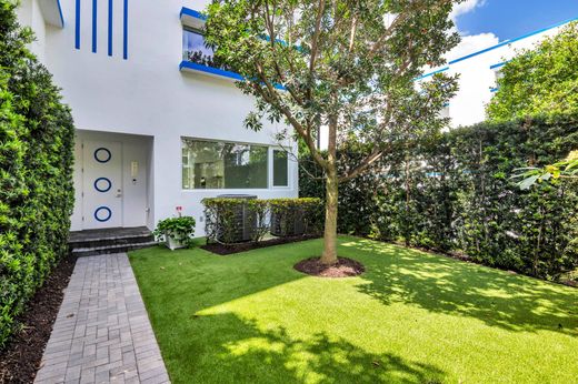 Townhouse in West Palm Beach, Palm Beach