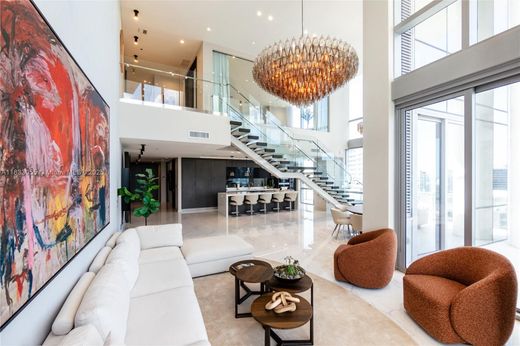 ‏בניין ב  מיאמי, Miami-Dade County