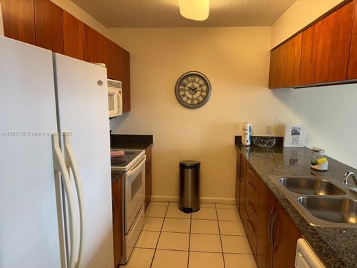 Complexes résidentiels à Miami, Comté de Miami-Dade