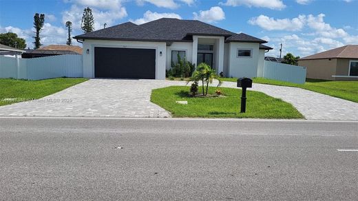 Villa in Cape Coral, Lee County