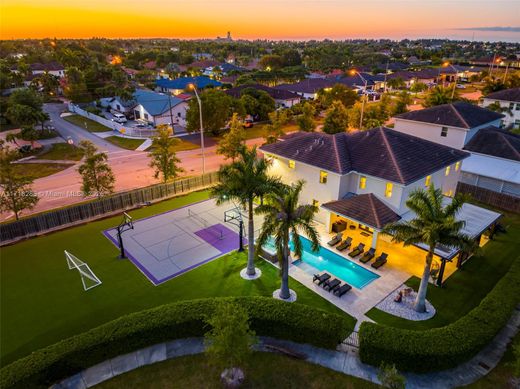 빌라 / Miami Terrace Mobile Home, Miami-Dade County