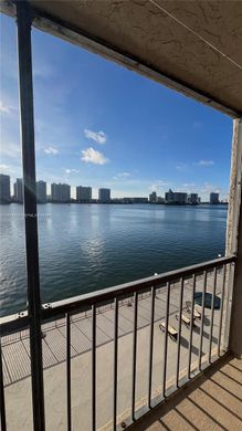 Complesso residenziale a Sunny Isles Beach, Miami-Dade County