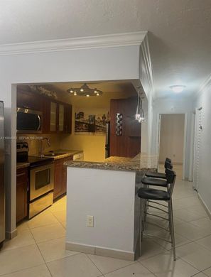 Residential complexes in Miami, Miami-Dade