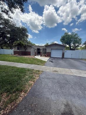 Villa in Cooper City, Broward County