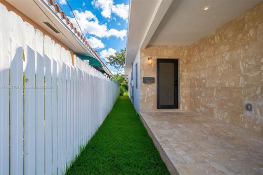 Villa in Miami, Miami-Dade County