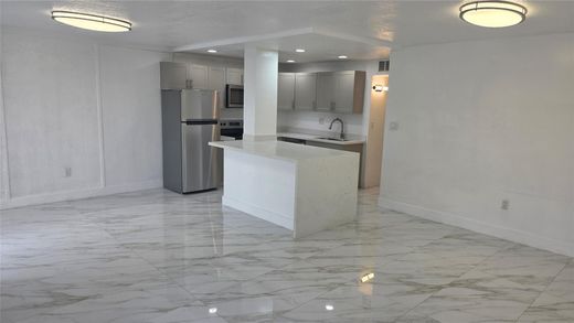 Residential complexes in Lauderhill, Broward County