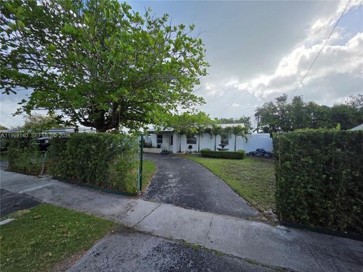 Villa - Miami, Miami-Dade County