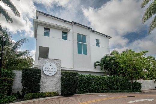 ‏בית בעיר ב  Oakland Park, Broward County