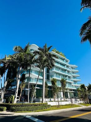 Kamienica w Bay Harbor Islands, Miami-Dade County