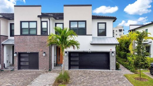 Townhouse - Plantation, Broward County
