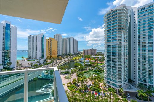 Wohnkomplexe in Sunny Isles Beach, Miami-Dade County