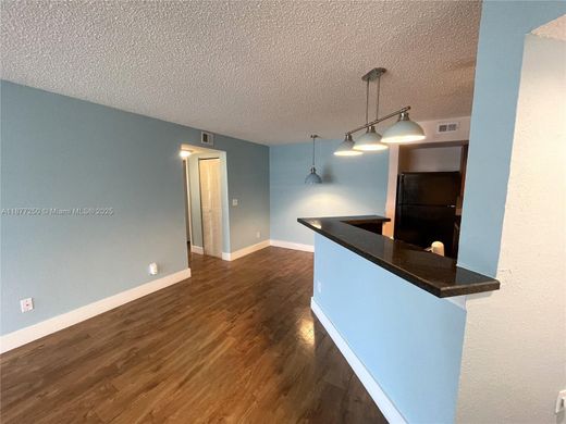 مجمع شقق ﻓﻲ Sunrise, Broward County