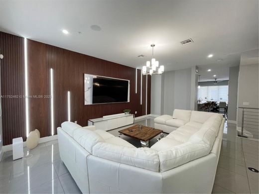 Casa adosada en Doral, Miami-Dade County