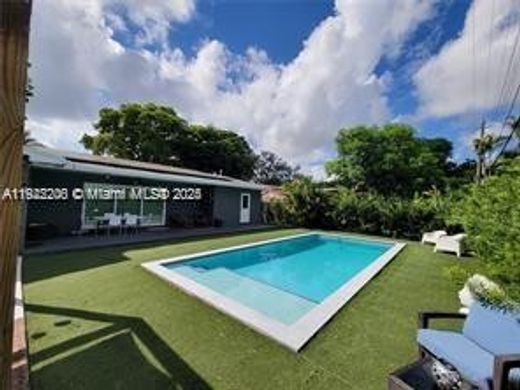Βίλα σε North Miami, Miami-Dade County
