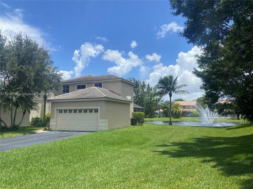 Villa - Weston, Broward County