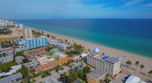 Residential complexes in Hollywood, Broward County