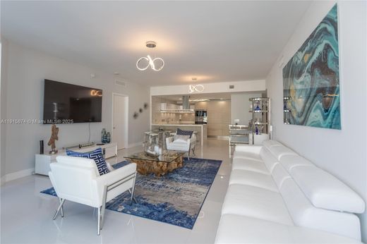 North Miami Beach, Miami-Dade Countyのアパートメント・コンプレックス