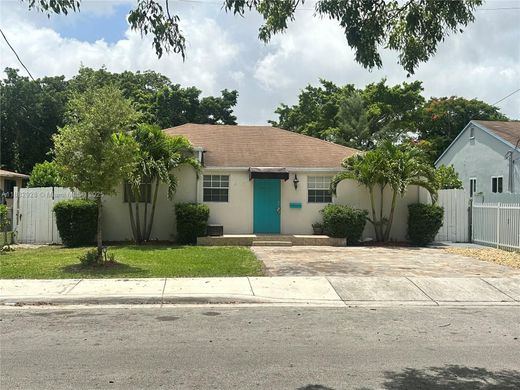빌라 / Miami Heights Trailer Park, Miami-Dade County