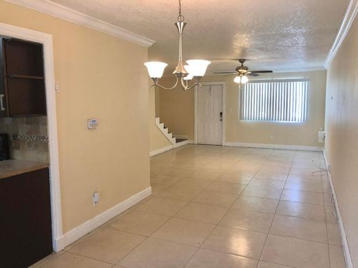 公寓楼  Greenacres City, Palm Beach County