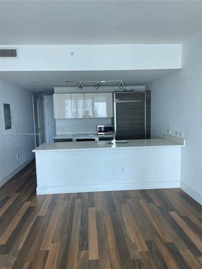 مجمع شقق ﻓﻲ ميامي، فلوريدا, Miami-Dade County