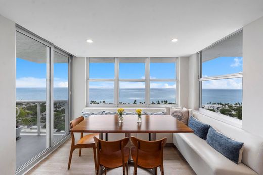 Residential complexes in Fort Lauderdale, Broward County