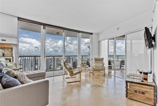 Residential complexes in Miami, Miami-Dade