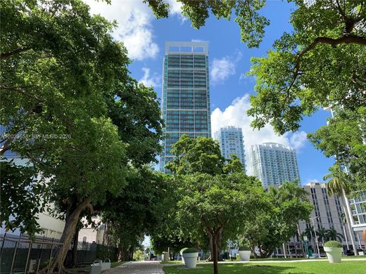 Жилой комплекс, Майами, Miami-Dade County