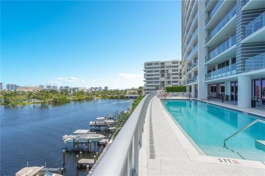 Residential complexes in Fort Lauderdale, Broward County
