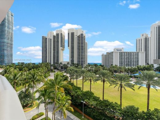 Residential complexes in Sunny Isles Beach, Miami-Dade