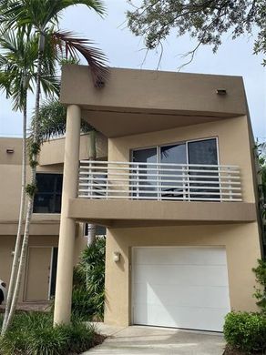 Townhouse in Fort Lauderdale, Broward County