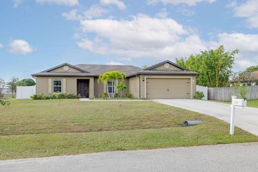 Villa in Port Saint Lucie, Saint Lucie County