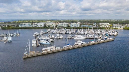 Komplex apartman Stuart, Martin County