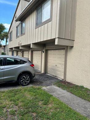 Residential complexes in Lauderhill, Broward County