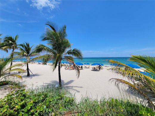 Komplex apartman Hallandale Beach, Broward County