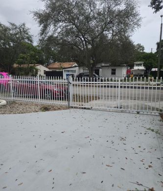 Villa in West Park, Broward County