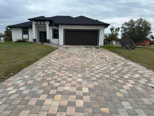 Villa - Cape Coral, Lee County