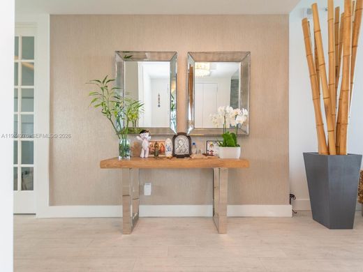 Residential complexes in Miami, Miami-Dade