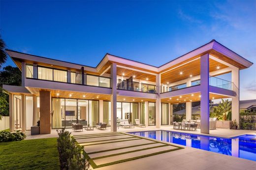 Villa for sale in Fort Lauderdale