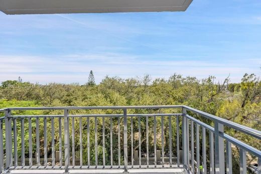 公寓楼  North Miami, Miami-Dade County