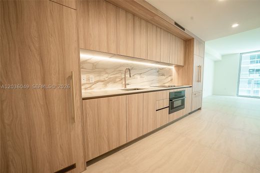 Residential complexes in Miami, Miami-Dade