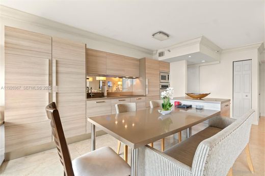 Komplex apartman Aventura, Miami-Dade County