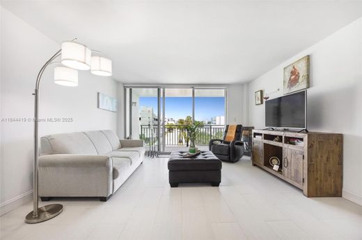 Appartementencomplex in Bay Harbor Islands, Miami-Dade County