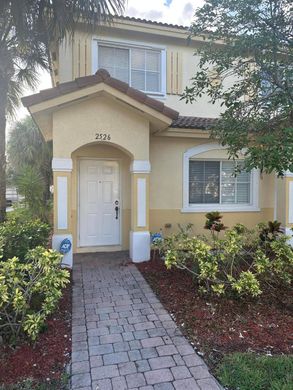 Townhouse in Miramar, Broward County