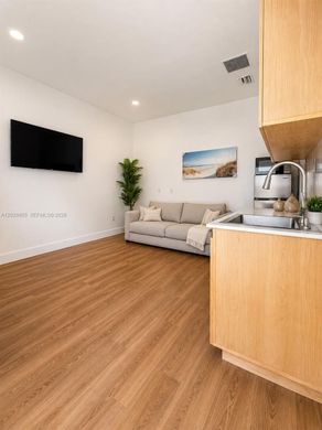 Residential complexes in Hialeah, Miami-Dade