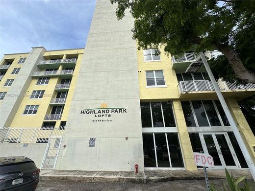 Kamienica w Miami, Miami-Dade County