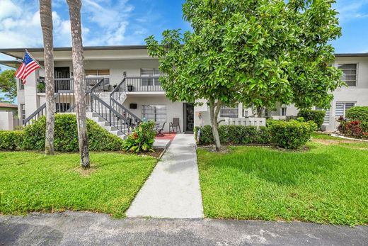 Residential complexes in Delray Beach, Palm Beach