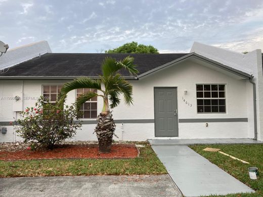 Townhouse in Miami, Miami-Dade