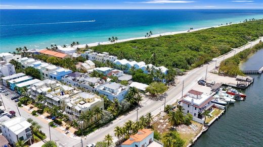 تاون هاوس ﻓﻲ Hollywood, Broward County