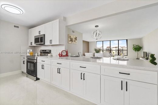 مجمع شقق ﻓﻲ Boca Raton, Palm Beach County